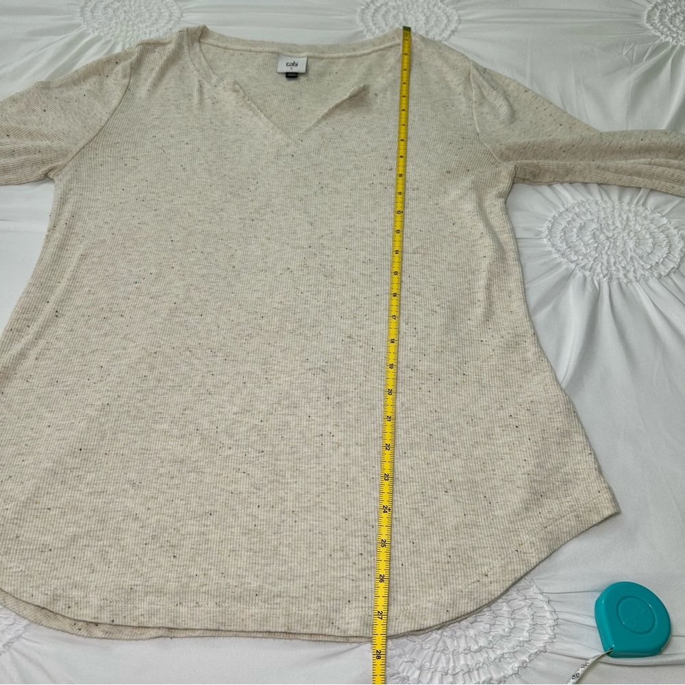 Cabi Oatmeal Color Henley V Neck Long Sleeve Top Size Small - Picture 11 of 14
